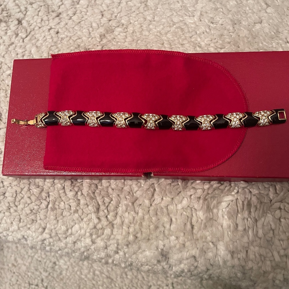 Kenneth Jay Lane bracelet